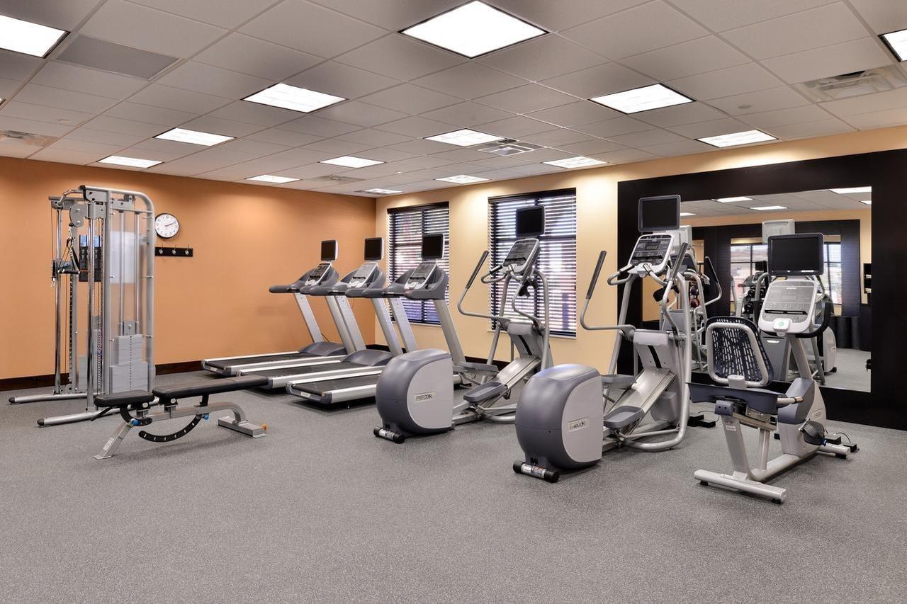 Hilton Garden Inn Dubuque Downtown Eksteriør billede