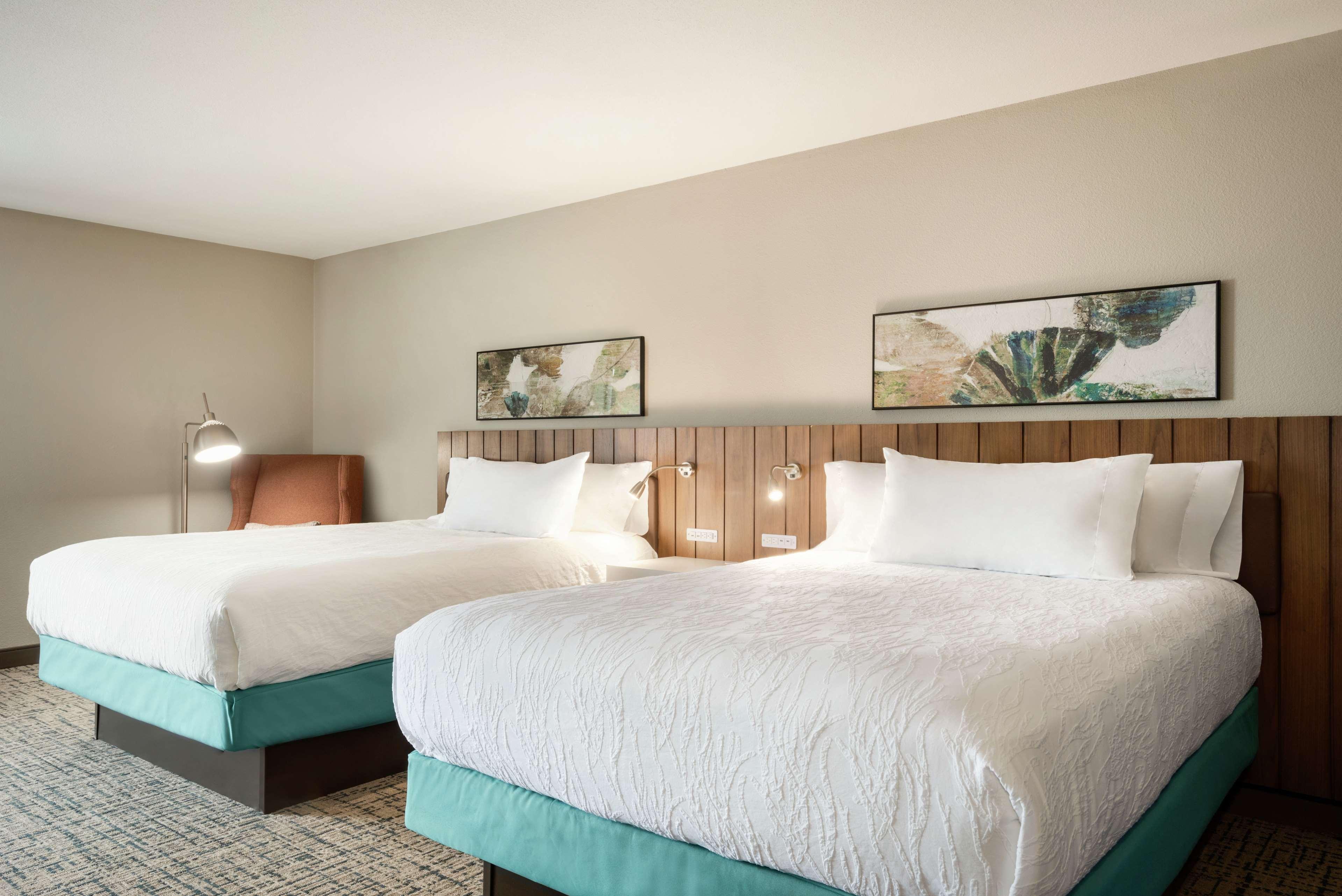 Hilton Garden Inn Dubuque Downtown Eksteriør billede